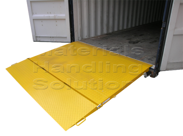 8000kg Container Ramp with front folding lip